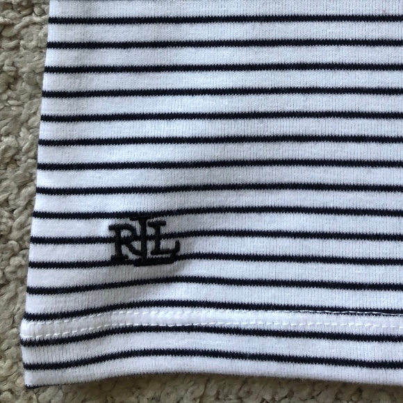 Ralph Lauren Short Sleeve T-shirt. - Picture 4 of 4